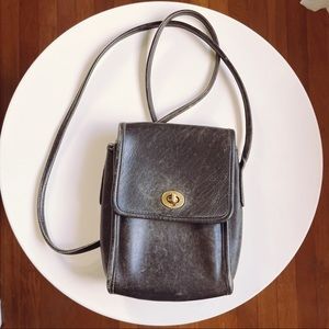 Vintage coach 70s leather cross body small purse black